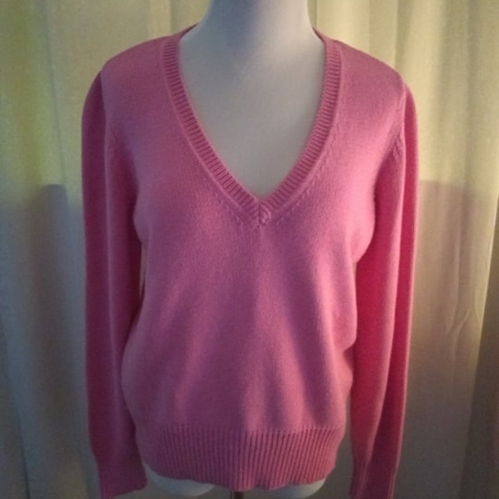 PRETTY IN PINK V NECK SWEATER LRG